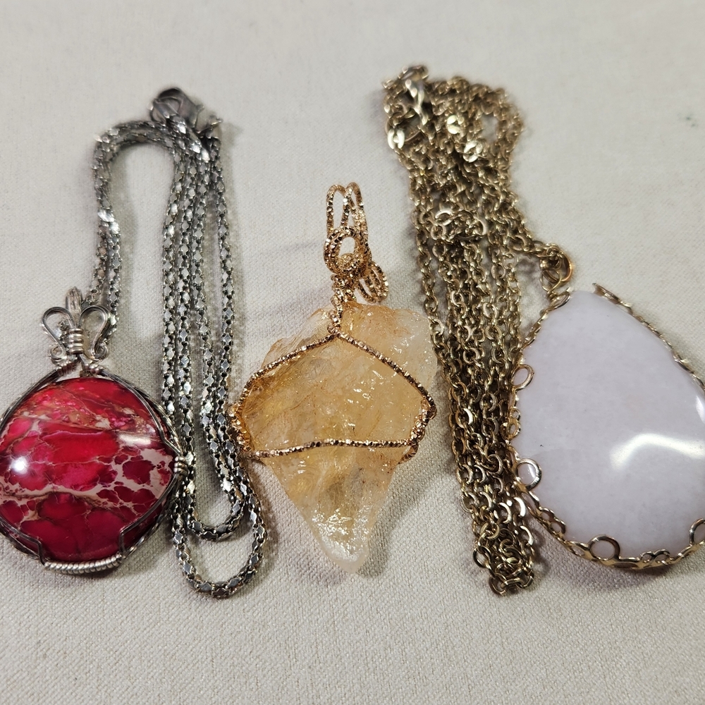 #2554, VTG, NECKLACES LOT, RED ROSE DAHLIA, RAW CITRINE, ART DECO APALITE